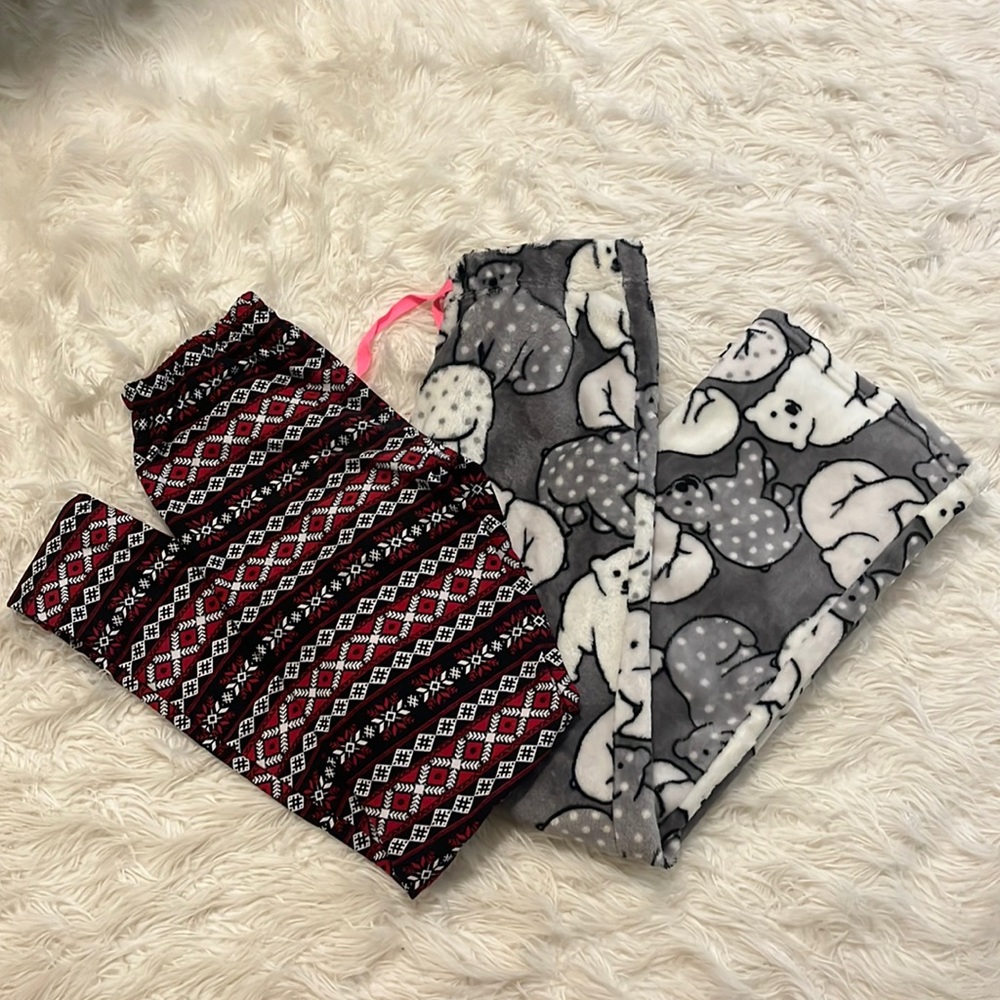 christmas pajama bottom bundle. gray size 14 kids (XL). red size small womens
